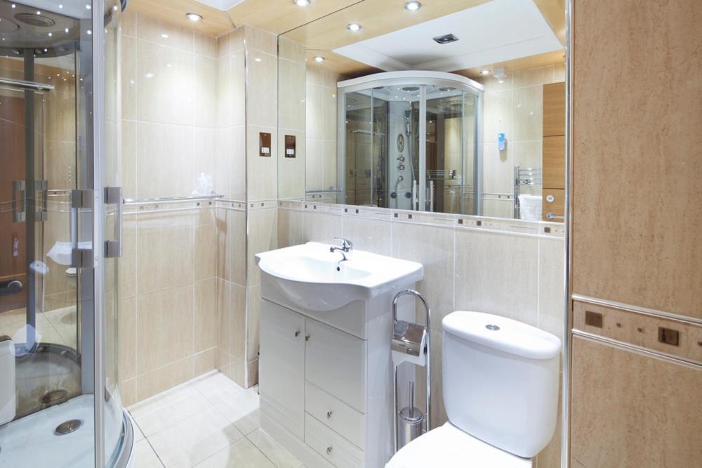 Queens Mansions: Empress Suite Blackpool Exteriör bild